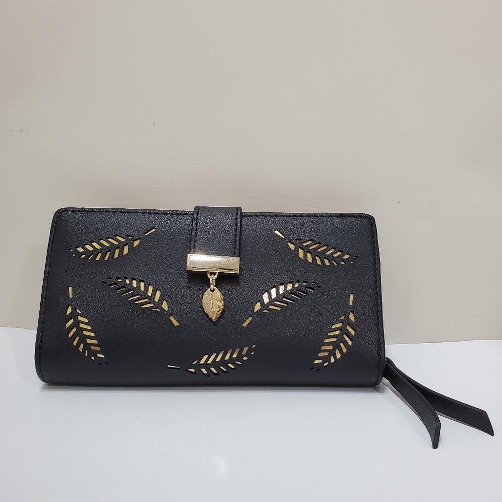 Women's Black and Gold Wallet Leaf detail Bifold